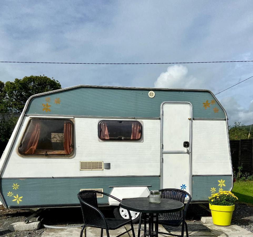 Cosy Caravan At Carrigeen Glamping Kilkenny Ngoại thất bức ảnh